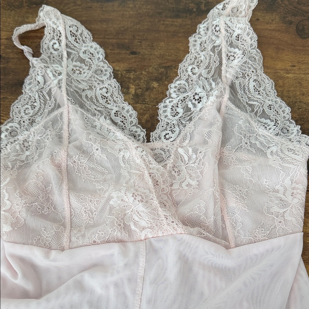 Adrienne Vittadini Pink Lace Chemise - Picture 2 of 6